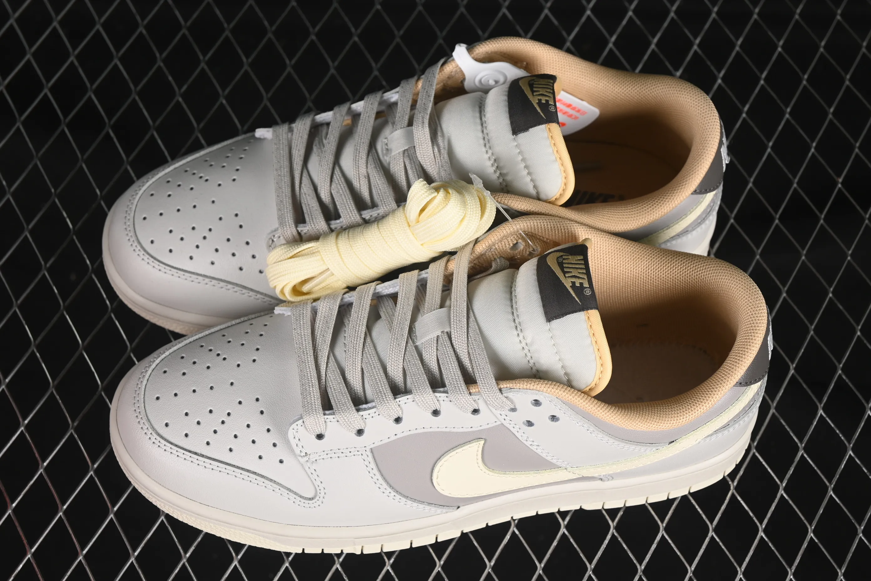 All categories Nk SB Dunk series Nk SB Dunk Low low-top sneakers Nk SB Dunk Low light gray SB low-top casual sneakers IB4503-072